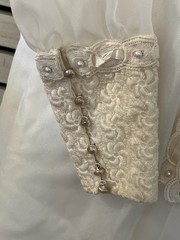 Vintage 1960s Warm Ivory High Neck Wedding Dress Custom Made Size 6/8 W/bag
