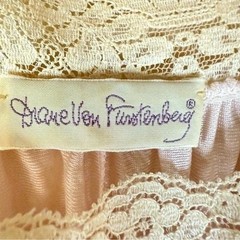 VTG Diane Von Furstenberg Vintage Nightgown Dressing Gown Medium Pink Lace