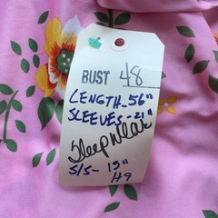 1970s Pink Japanese Fan Floral Housedress Maxi Robe Kaftan Tie Neck Vintage