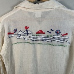 VTG 1970s Scenic Floral Embroidered White Gauze Cotton Button Up Womens Sz L