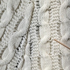 VTG Montgomery Ward White Cable Knit Poncho Button Shawl Fringe No Size Tag