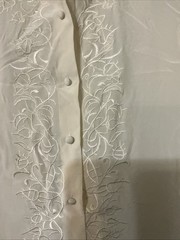 Vintage 80s Rhonda Lynn Women’s Silk Blouse. Size XL. Ivory W. Embroidery Front.
