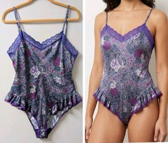 Vintage 80’s Bonjour Teddy Bodysuit Purple Floral High Cut Ruffle Lace 7 M/L