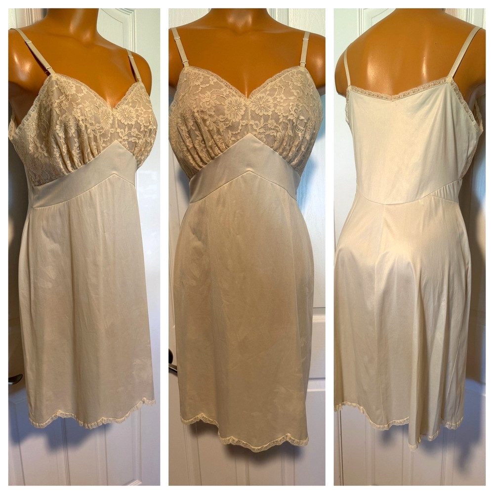 VTG 1960’s VANITY FAIR SOFT BEIGE W/ LACE BODICE & TRIM FULL SLIP SZ 36