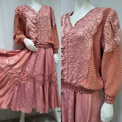 Vintage 1980’s MARY Made in Italy 2 Piece Wearable Art Sweater & Skirt -Size M/L