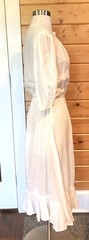 Vintage 1960s India gauze hippie dress, white full skirt crochet shoulder B 38