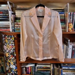 Vintage 100% silk baby pink jacket style top with floral details