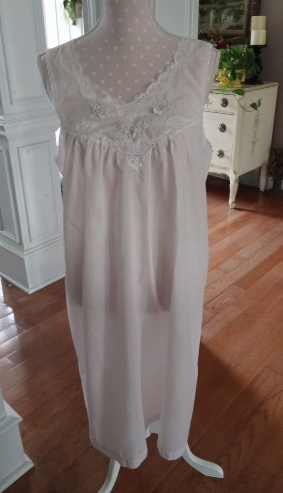 VTG Barbizon Gown Blendaire Batiste Silky Cotton Pale Pink Embroidered USA Med
