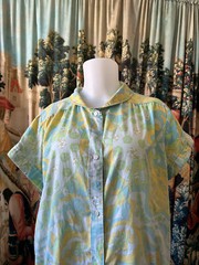 Vintage 60’s MOD Pattern Loungewear Green Yellow Maxi House Dress Muumuu Sm/M