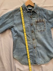 Vintage 80s Monique Denim Button Down Top Bedazzled Studded Size S 6P Acid Wash