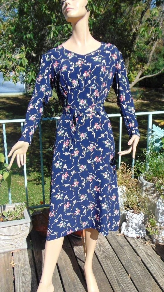 VTG 1930s Blue Novelty Print Rayon Home Made Dress 32W