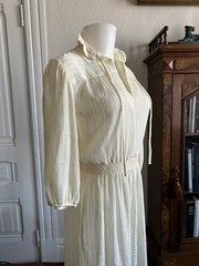 70s 80’s Gunne Sax Style Dress S/M Cream Gauzey Translucent Vintage 26 stretch
