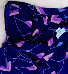 Classic Of Boston vintage patterned midi skirt size 11 purple pleated dry clean