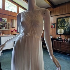 Vtg 50s Grecian Goddess Crystal Pleats Full Sweep Peignoir Gown Nightgown S/M