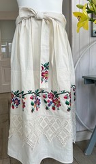 A beautiful vintage women’s skirt. Ukraine, 1950.
