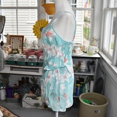 Vintage Hawaiian Playsuit Sun Fashions Floral Wrap Romper M Hawaii