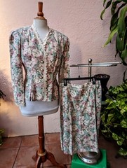 Vintage 1980 s V.L.P Petites Union Label skirt suit