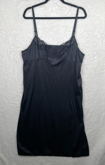 Vintage Vasserette Black Full Slip Size 40/55 Nylon Silky Lace