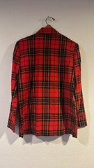 Tofy vintage blazer marked a size 4. Fits S/M but please check measurements.