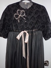 Vintage EYEFUL by “FLAUMS” Medium M PEIGNOIR Robe Cover Black & Pink Ribbon
