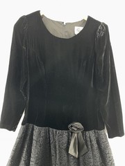 Vintage LANZ ORIGINALS Dress 8 Black Velvet Lace Feminine Romantic Cottagecore