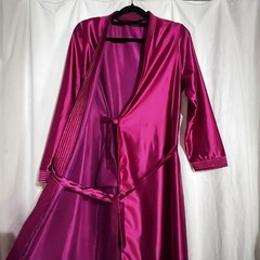Vtg 1960’s Fuchsia Pink DiCarlo California Hollywood Glam Lingerie Robe 56″ Long