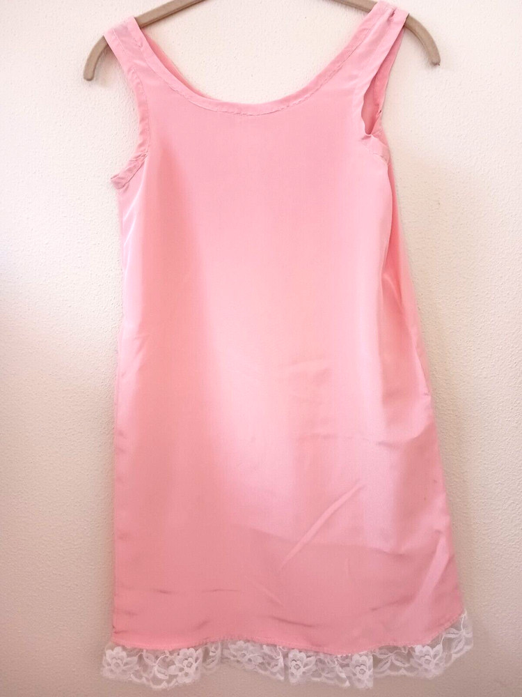 Vintage Handmade Peach Nylon Full Slip Nightie 32″ w White Lace Trim at Hem