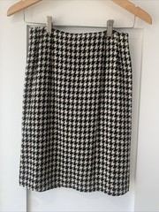 VTG. Gruppo Americano Hounds Tooth Wool Blazer & Skirt Blk&White Woman’s Size 4