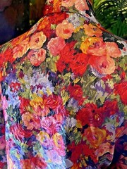 Vintage Cinema Etoile Bright Florals Red Pink Purple Green Robe Medium