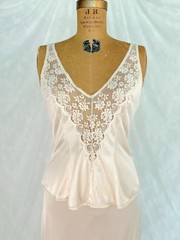 Vintage 70s Maidenform Cream Slip Set, Lace Bodice Top & Matching Skirt