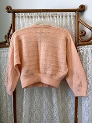 Vintage 1950s 1960s Peach Cropped Cardigan Sweater Acrylic Blend Small