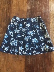 vtg 90s mini skirt floral shades of blue print classic 90s silhouette high waist