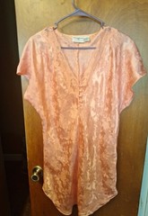 BEST UNITED GARMENT CO Sz S/M Peach Brocade Nightgown With Short Sleeves Sexy