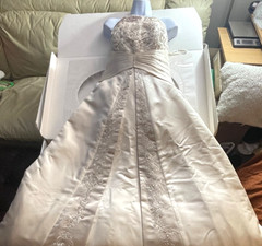 Demetrios Wedding Dress Gown Size 18 Ivory Lace Tulle Satin Beaded Organza EUC