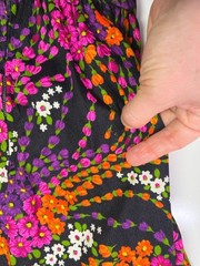 Vintage Barkcloth Floral Skirt Metal Zipper Unbranded Colorful 22″ Waist