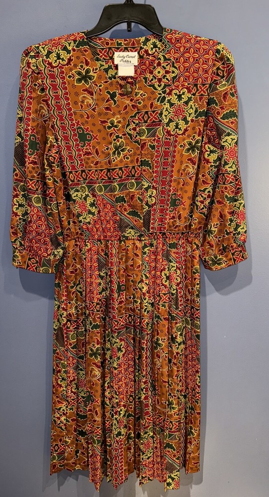 XL Petite Vintage Dress, Pleated Long Secretary Lady Carol Petites, Tan Floral