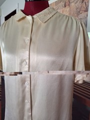 Jessica’s Gunnies Of San Francisco Creme Brulee Slipper Satin Blouse Small