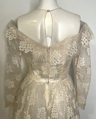 VTG 50s 60s Floral Lace Wedding Dress 34″ Bust 4 6 Full Skirt Off the Shoulder