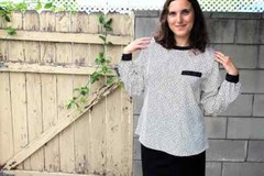 Vintage Diamond Print Long Sleeve Blouse Size 10 geometric black White 80s 90s