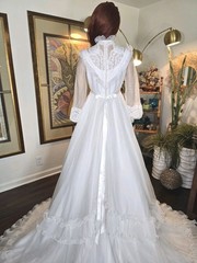 Vtg Wedding Dress Bridal Originals 70s White Long Sleeve w/ Blushing Veil