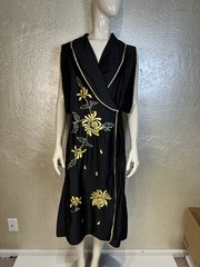 Vintage 1960’s Black Embroidered Silk Robe Housecoat Yellow Floral Vietnam