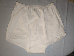 NWT 100% COTTON SNOW WHITE LADIES GRANNY PANTIES UNDERWEAR BUBBLE BUTT DUTCHMAID