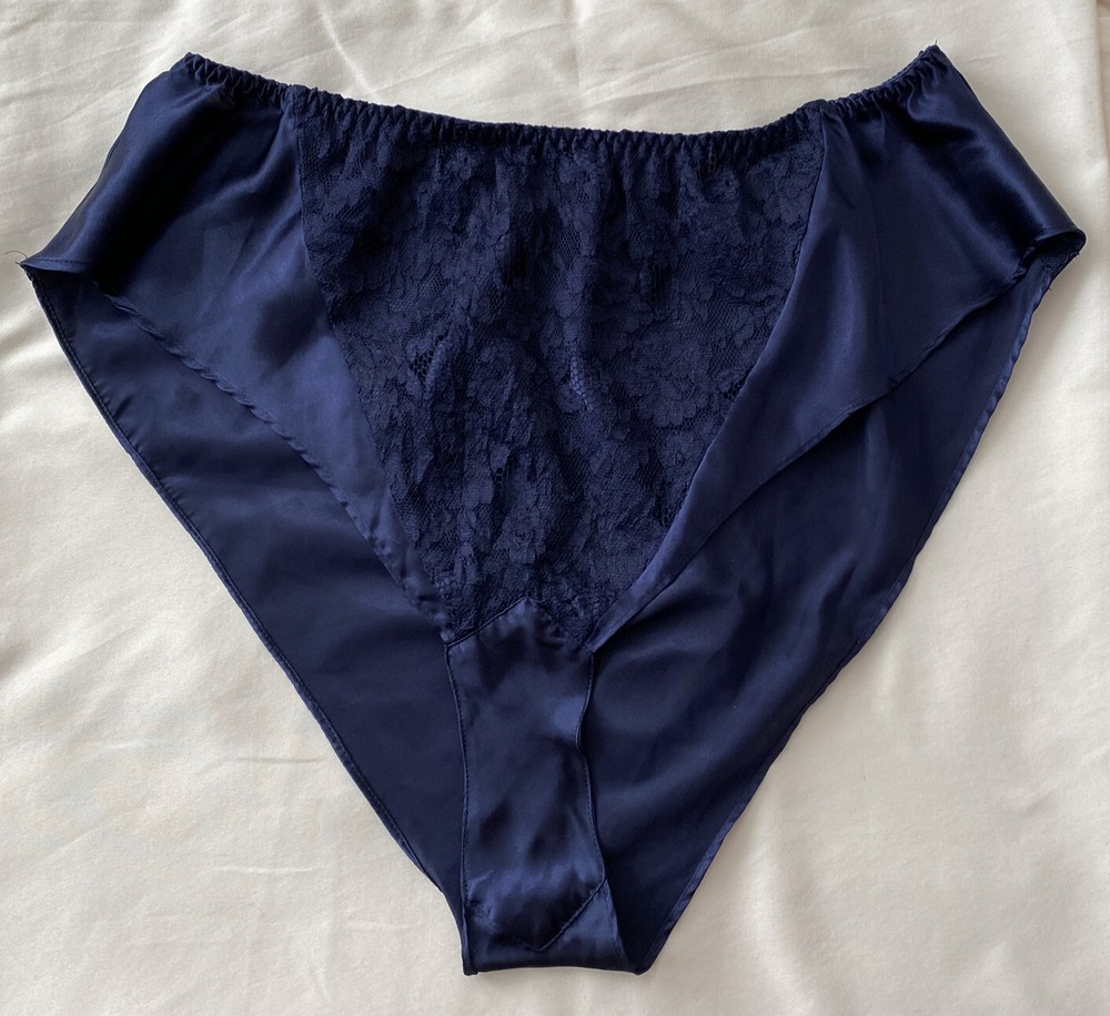 VINTAGE VICTORIA SECRET Hipster Boxer Pettipants Medium Navy Blue w/ Lace