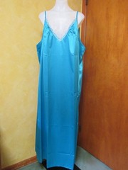VINTAGE IMPROVED LIVING BLUE SILKY SOFT POLYESTER WHITE LACE NIGHTGOWN 3XL NEW