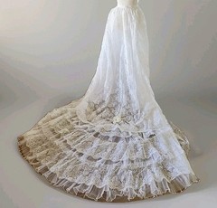 Vtg 1950s Lace Wedding Skirt With Train, Flower & Bow Detail, XS/2