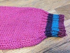 Vtg JJ Fargo Pink Textured Sweater – Women’s MEDIUM – Tassel Shoulder Pad Korea
