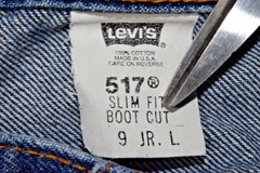 Vintage Levis 517 Jeans Size 28 X 29 2000 Dark Blue Slim Fit Boot Cut Made USA