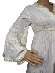 VTG 70s Tachi Castillo Ivory Prairie Maxi Dress Lace Pintuck Bell Sleeve Boho