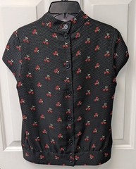 Marc by Marc Jacobs-100% Silk Black w/Cherry Design Back Button Blouse Sz 2