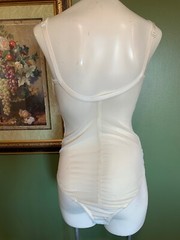 VINTAGE WACOAL 80109 ~ IVORY ~ TAPESTRY FIRM SHAPER BODYSUIT w UNDERWIRE ~ 34DD
